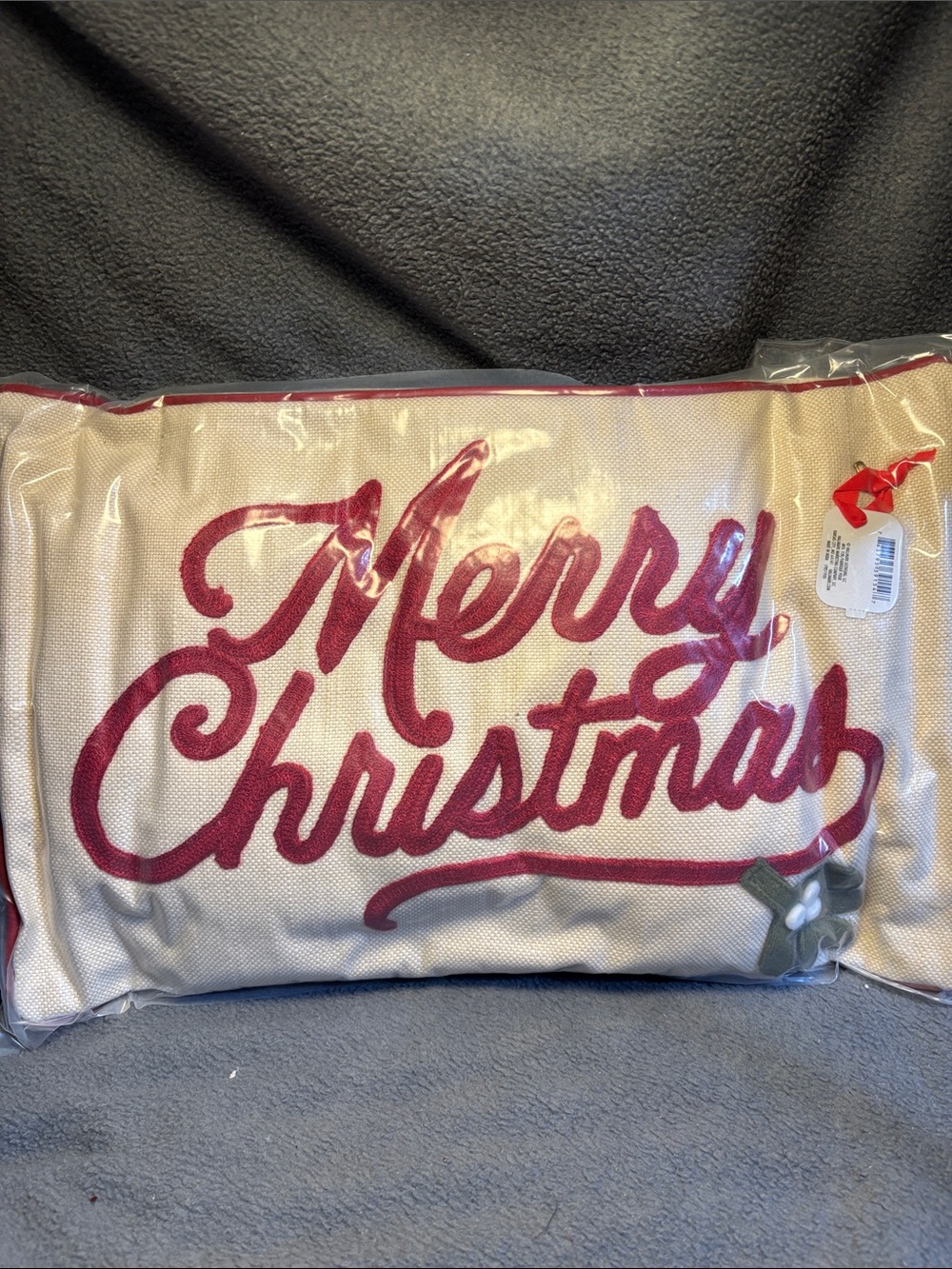 Hallmark holiday 'Merry Christmas' Decorative Pillow - Red on Cream set of 2